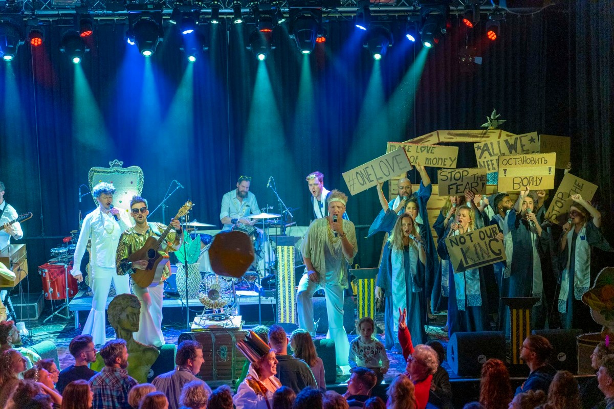 How To Throw A Christmas Party terug als nooit tevoren utrecht 3voor12